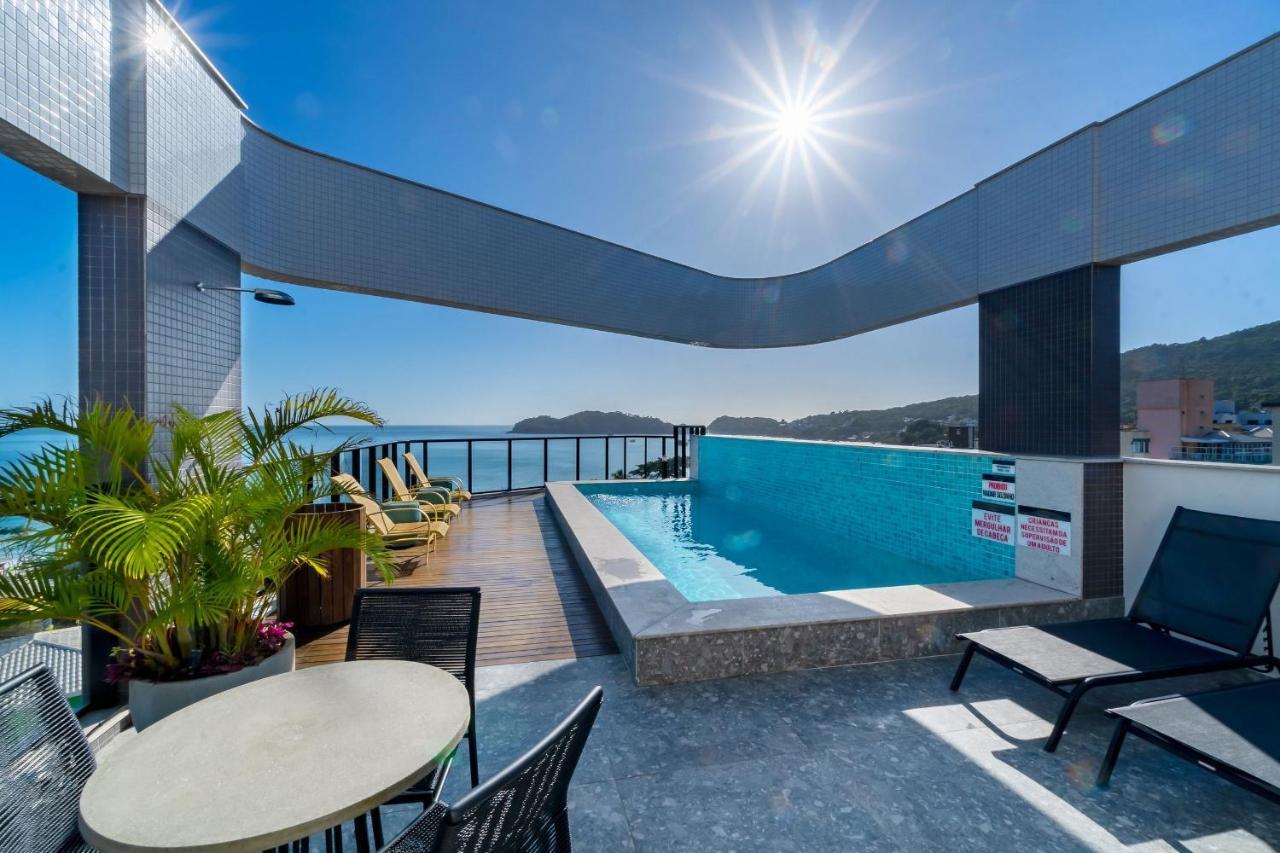 Confortavel Loft Em Condominio Com Piscina ボンビーニャス エクステリア 写真