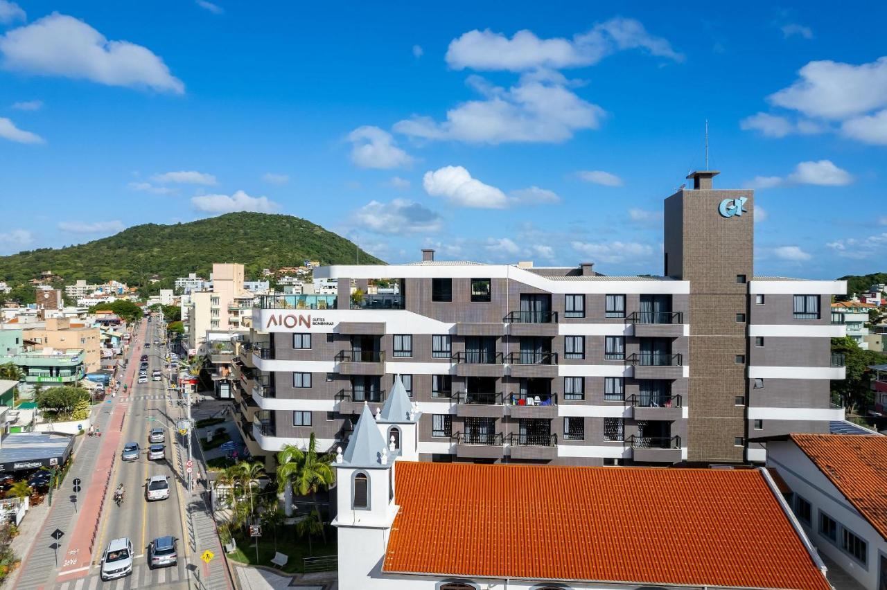 Confortavel Loft Em Condominio Com Piscina ボンビーニャス エクステリア 写真
