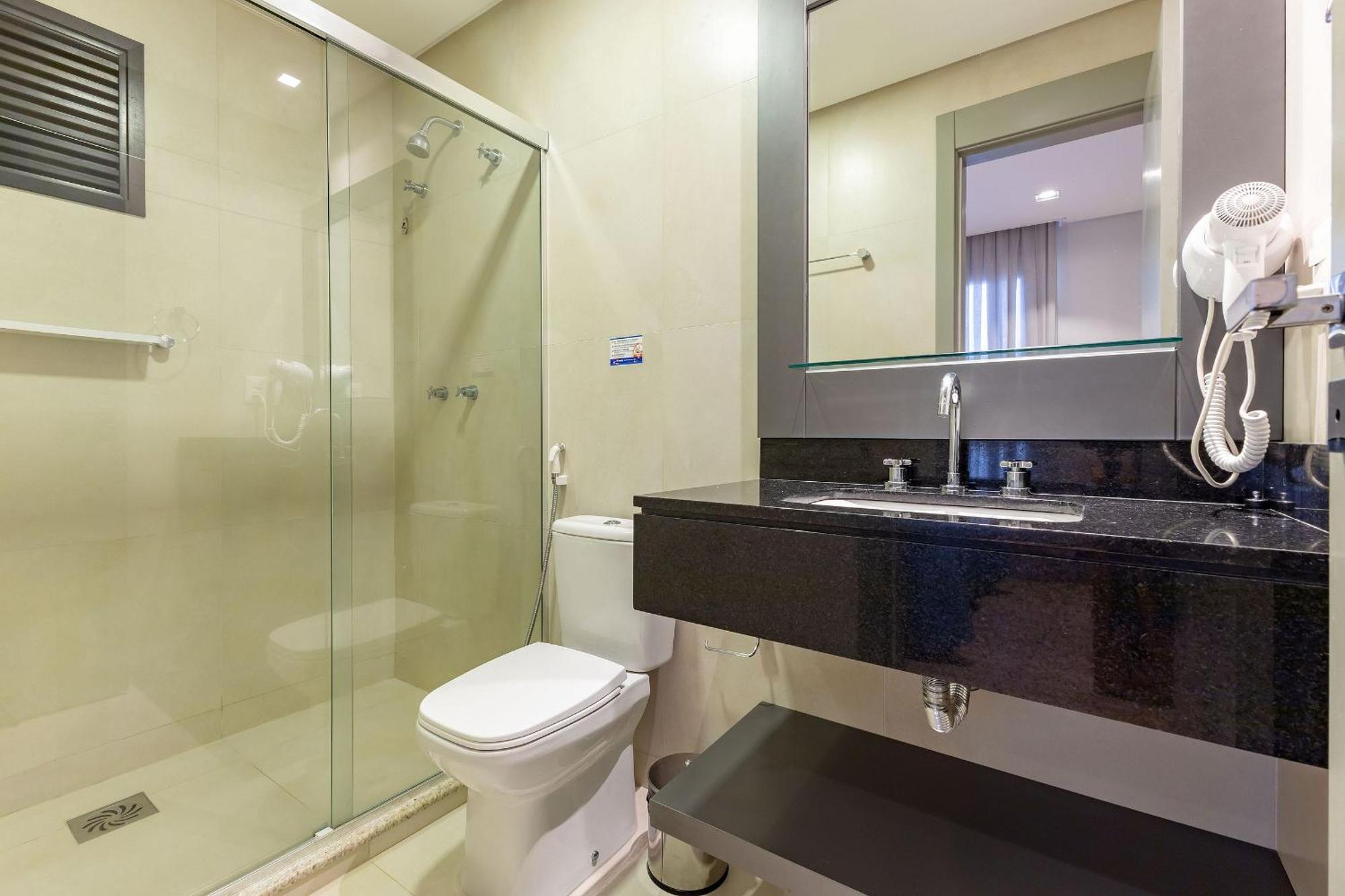 Confortavel Loft Em Condominio Com Piscina ボンビーニャス エクステリア 写真